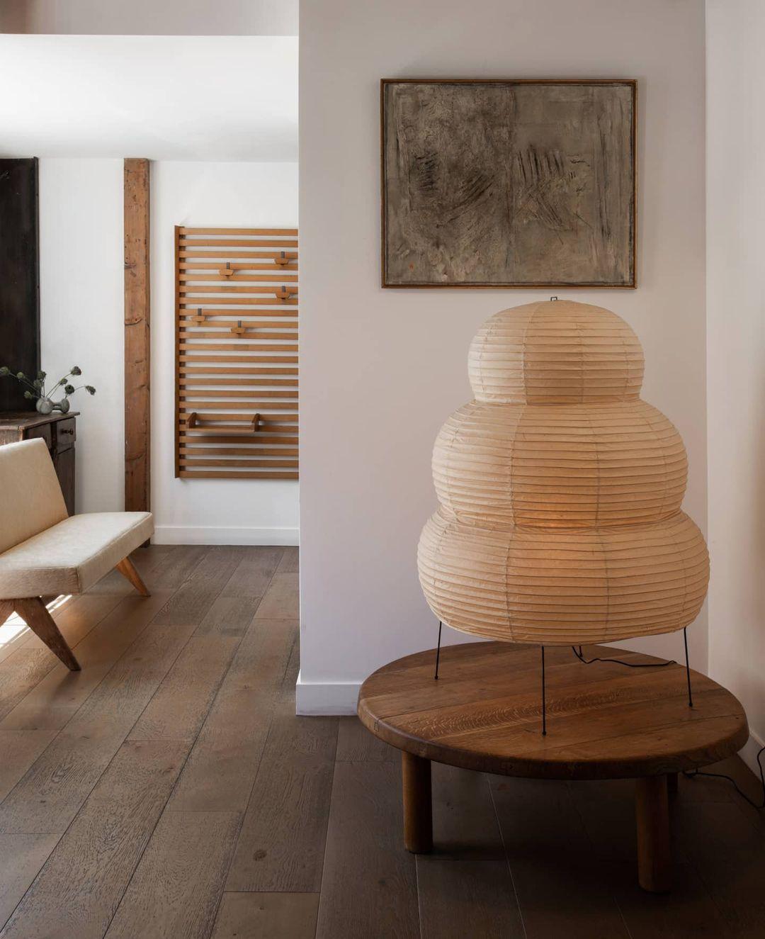 Akari Table Lamp – Japan-Inspired Design with Mulberry Paper and Metal