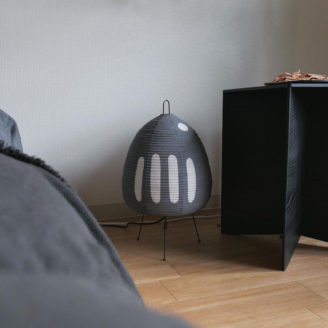Akari Table Lamp – Japan-Inspired Design with Mulberry Paper and Metal