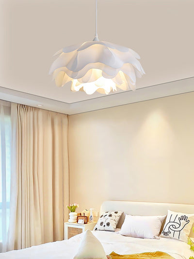White Flower-Shaped Pendant Lamp – LED