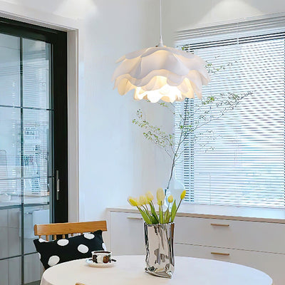 White Flower-Shaped Pendant Lamp – LED