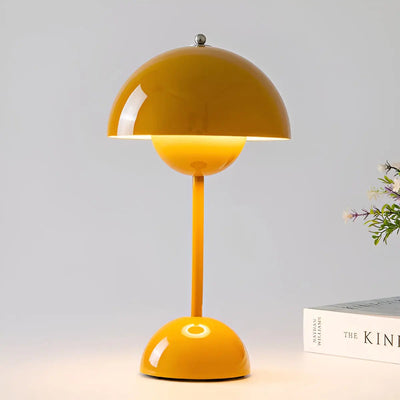 Lumièra LED Table Lamp – Touch Design, Adjustable Brightness