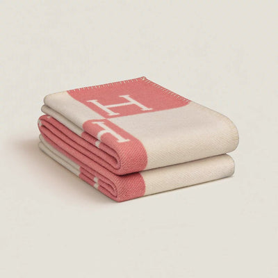 Cashmere Wool Plaid Isabelle – Elegant and Soft Throw for Refined Interior