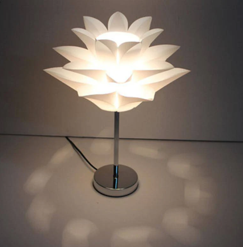 Lampe LED Lotus Épanouie