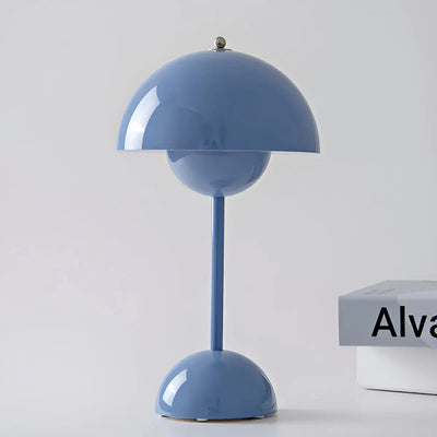 Lumièra LED Table Lamp – Touch Design, Adjustable Brightness